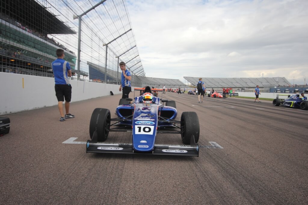 Petra Florescu in British F4 at Rockingham