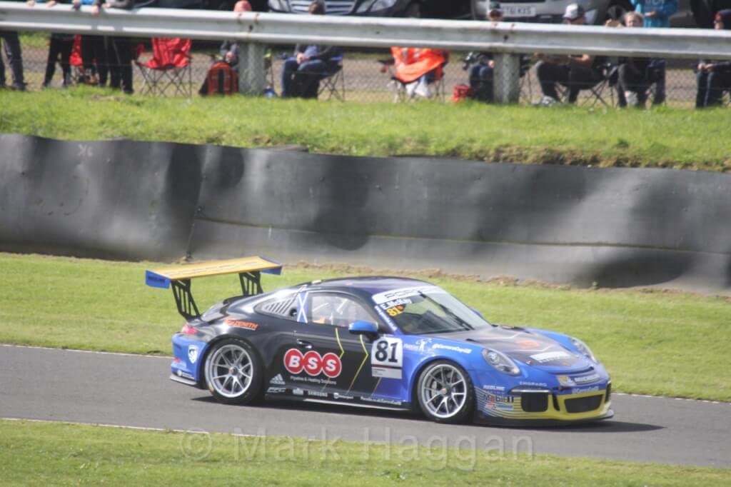 Porsches at Knockhill 2017